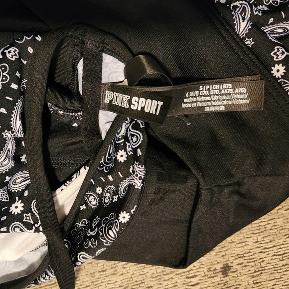 PINK Victoria Secret Black and White Paisley Bra (Small) and Shorts (Medium) Set - Picture 3 of 4
